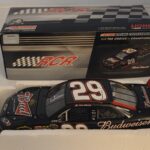 2-20004-1 NASCAR #29 Kevin Harvick Budweiser Diecast 1:24