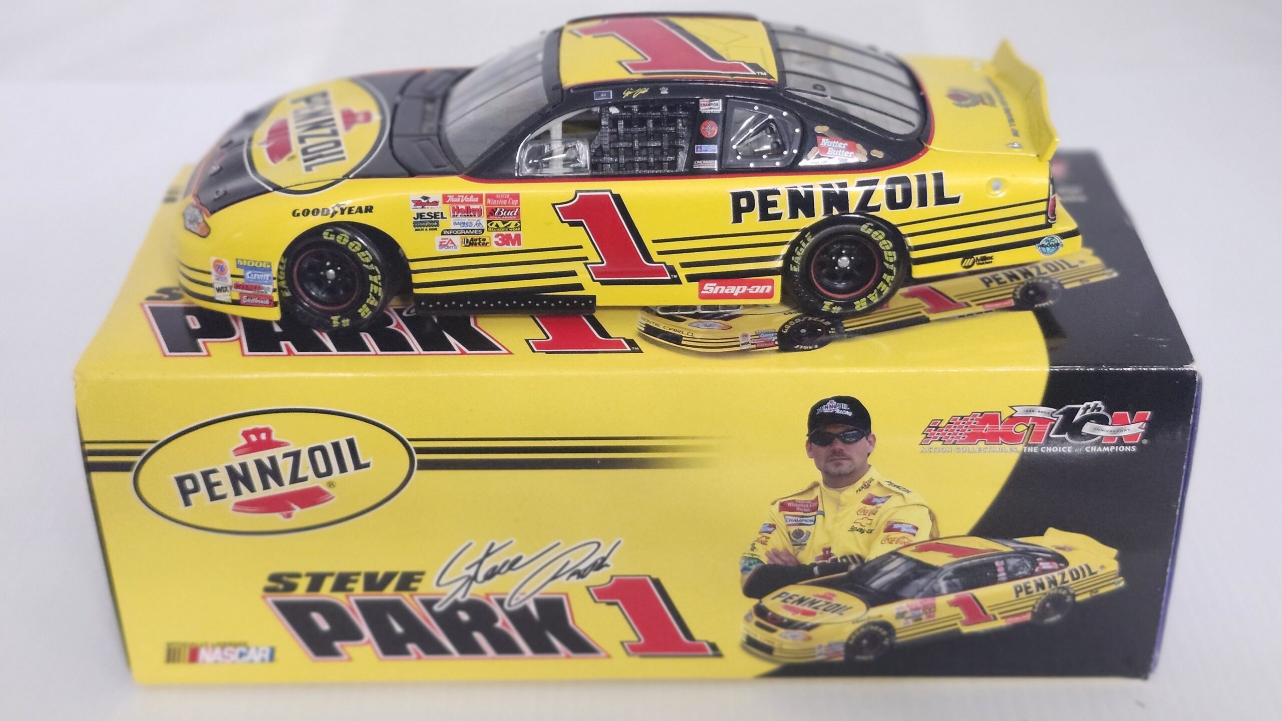 20006-2 2-20006-1 NASCAR #1 Steve Park Penzoil Diecast 1:24 - Image 1