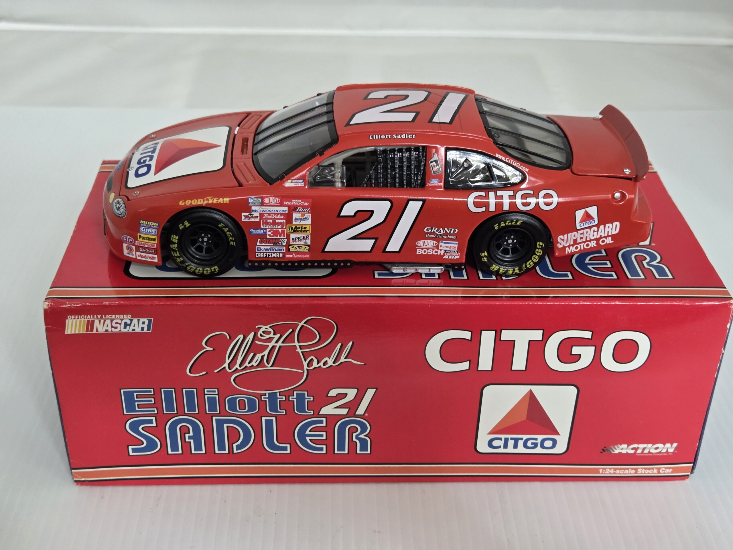 20015-2 2-20015-3 NASCAR #21 Elliott Sadler CITGO Diecast 1:24 - Image 1