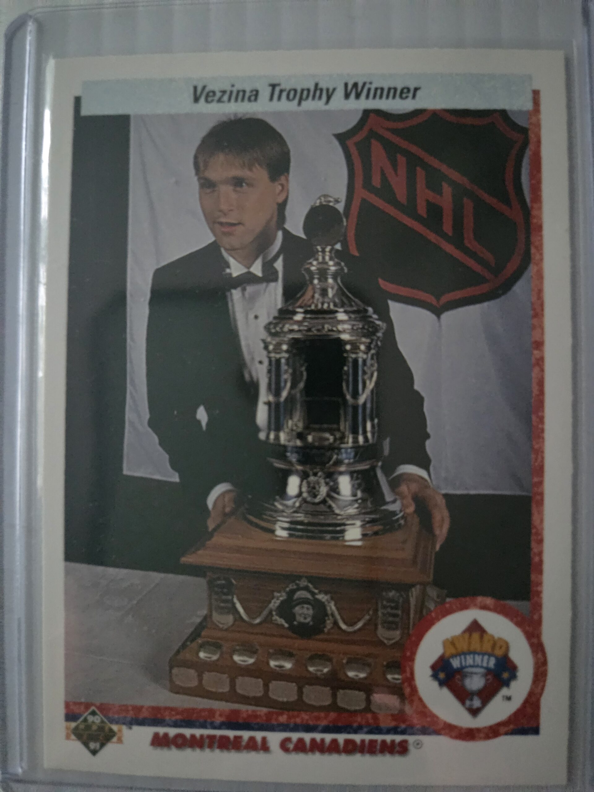 7. Roy-1 00010 — Patrick Roy — 1990-91 #207 - Image 1